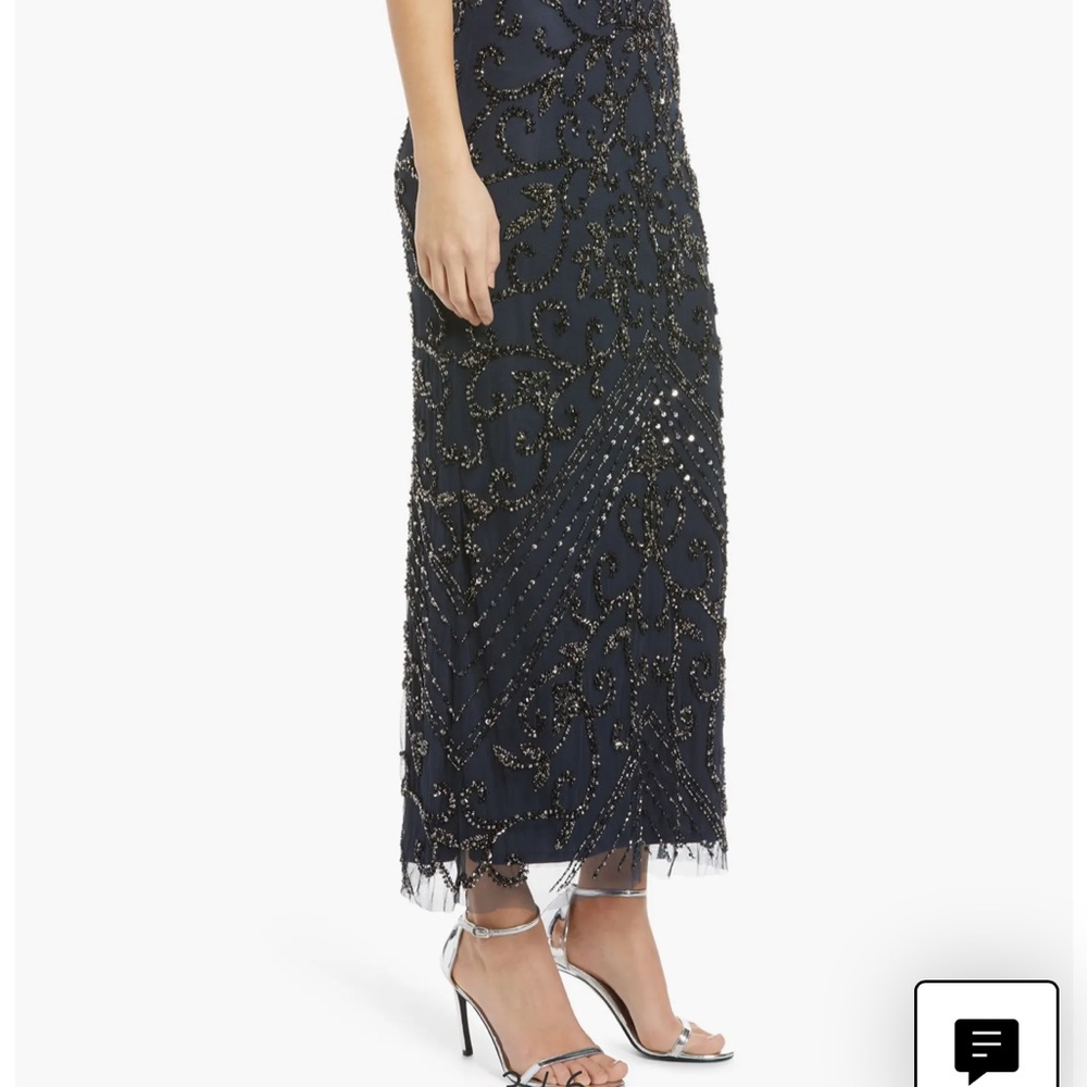Dress - Picture 7 of 9